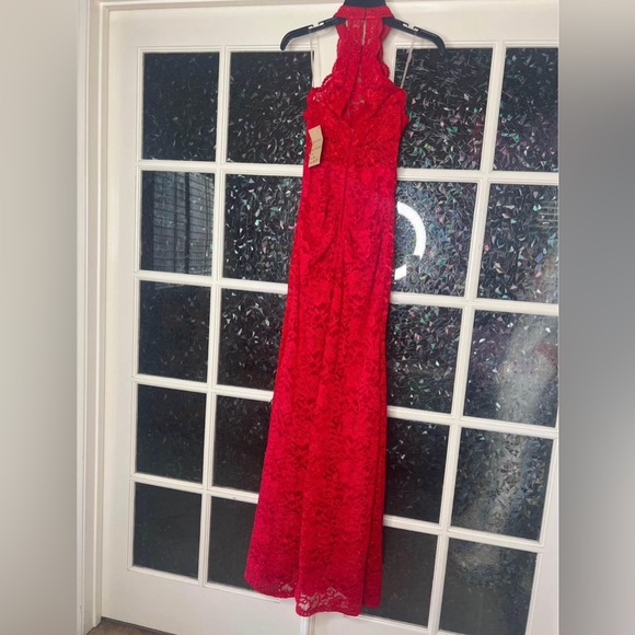 My Michelle Lace gown dress - Picture 4 of 5